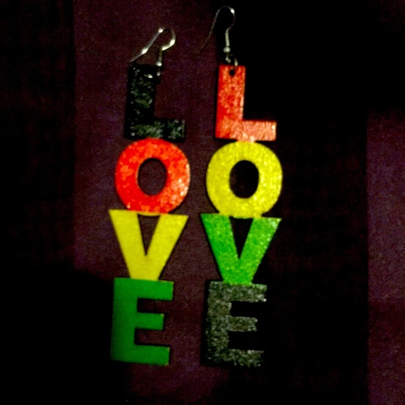 Jewelry - Picture 2 of 2